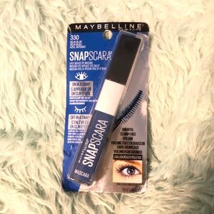 Blue maybelline mascara